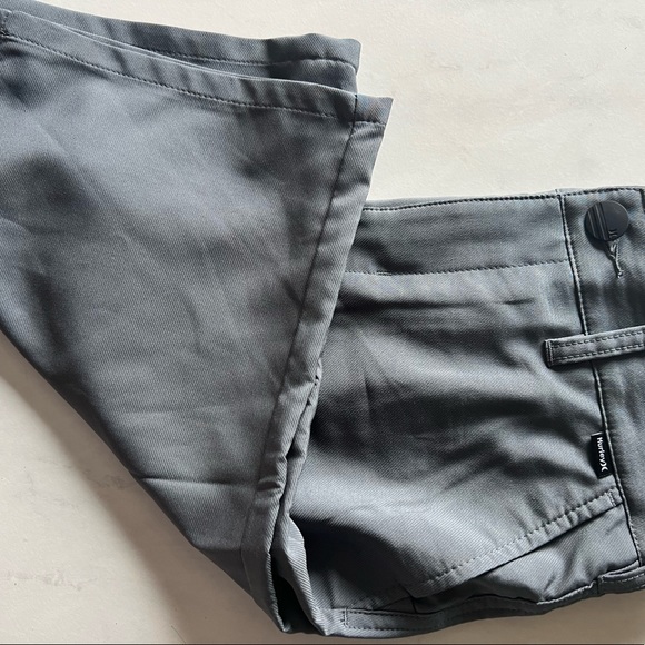 Hurley Boys Shorts 14 - Picture 5 of 6